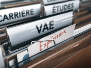 https://www.lemediasocial-emploi.fr/media/cache/articles_thumbnail/uploads/images/articles-small/606e189c3bf67_Conseils_Qualification par VAE 2.jpeg